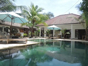 Piscina externa
