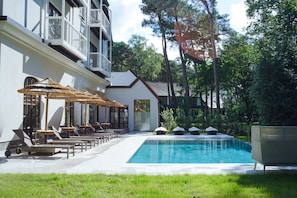 Indoor pool, outdoor pool, sun loungers