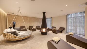 Couples treatment rooms, sauna, steam room, hot springs, body treatments