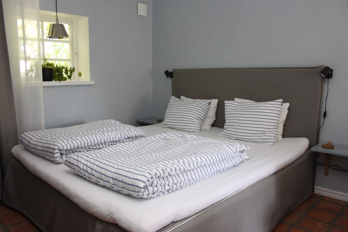Estudio | Decoración personalizada y muebles diferentes
