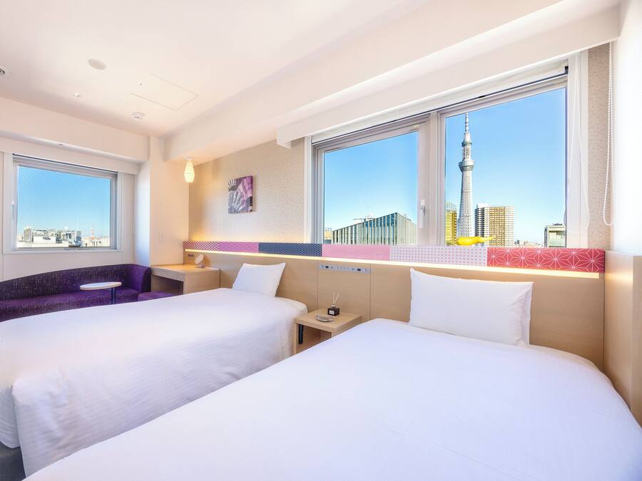 Twin Room, Non Smoking (High Floor) | Premium bedding, down comforters, in-room safe, iron/ironing board