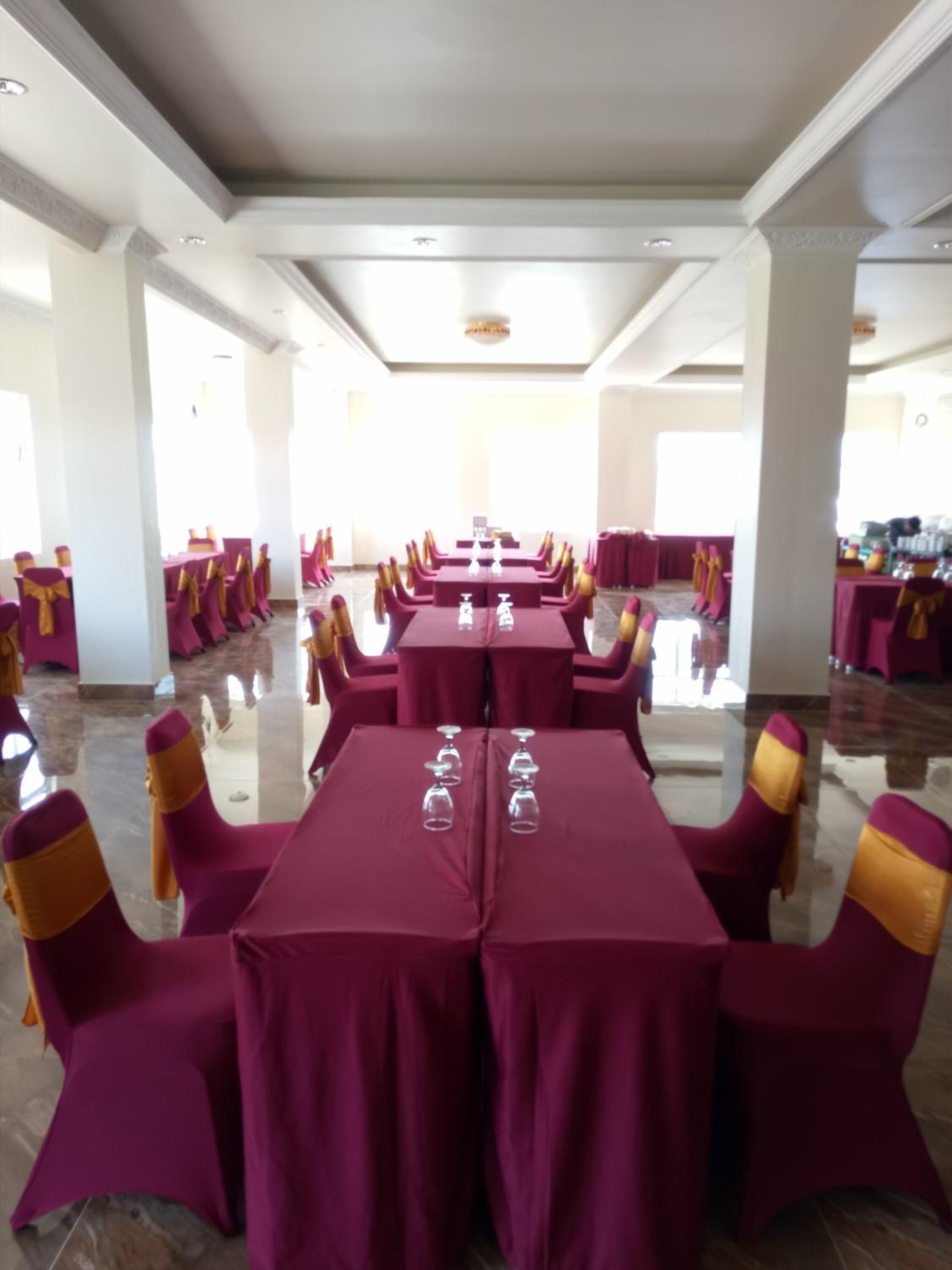 breakfast, lunch, dinner served; indonesian cuisine