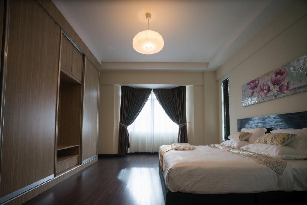 3 bedroom luxury residence  | 3 bedrooms, desk, iron/ironing board, free wifi