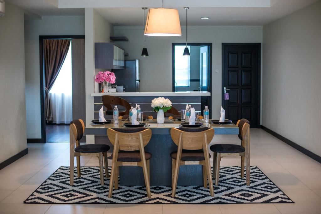 3 bedroom luxury residence  | in-room dining