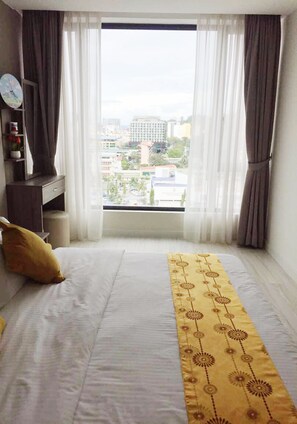 Suite, 2 Bedrooms | View from room
