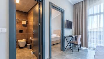 Quarto família | 1 quarto, roupas de cama premium, espaço de trabalho para notebook