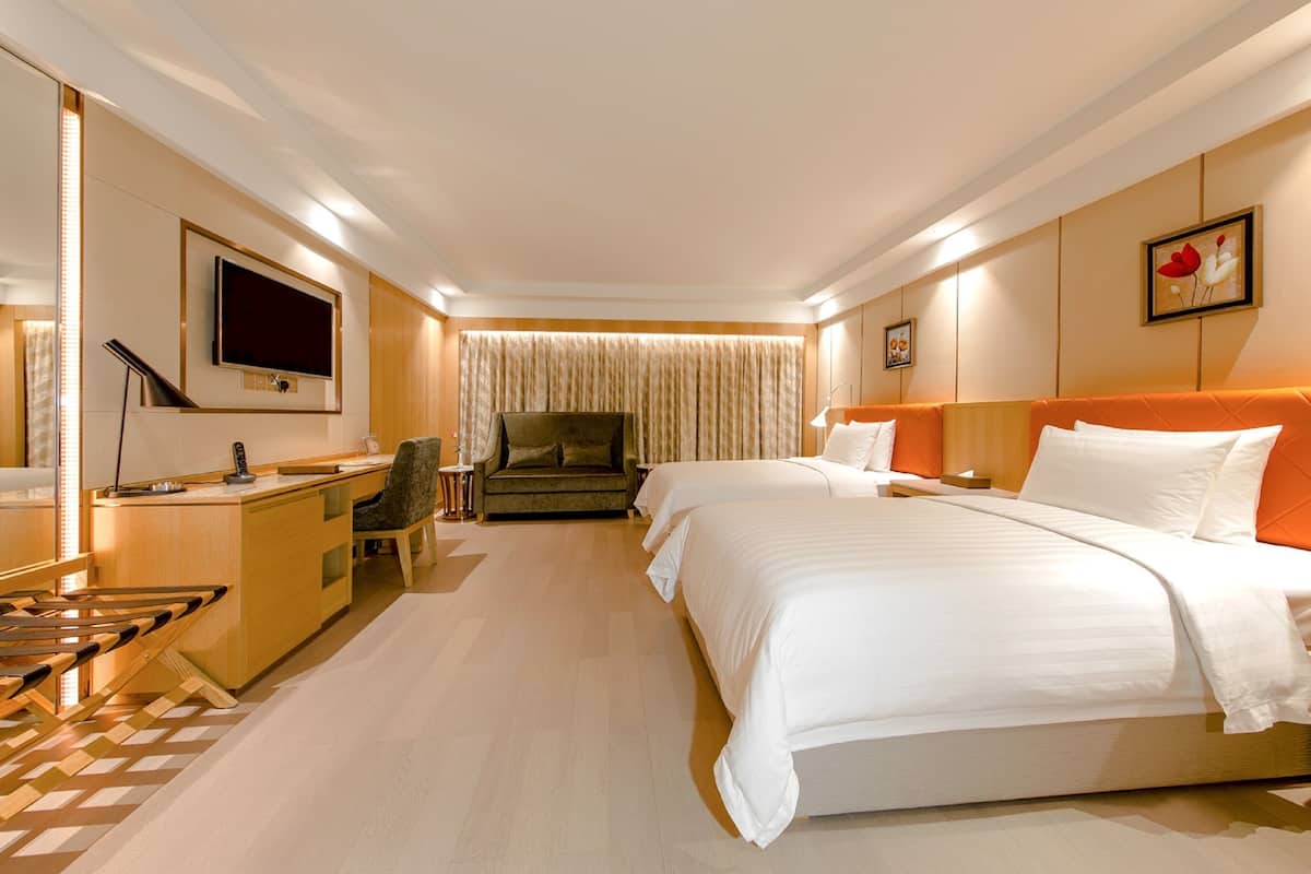 minibar, in-room safe, desk, soundproofing