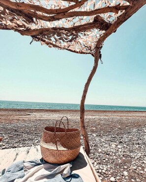 Private beach, free beach cabanas, sun loungers, beach umbrellas - Eco Beach and Magic Garden (Rhodes)