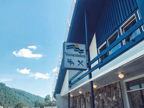 Entrada al alojamiento