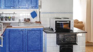 Køleskab, ovn, kogeplade, opvaskemaskine