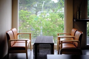 Interior - Lazy Sunday Hostel (Bangkok)