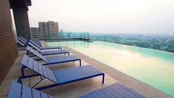 Sun deck