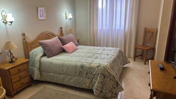 Kamar Double atau Twin | Tempat tidur lipat/tambahan, Wi-Fi gratis, dan seprai linen
