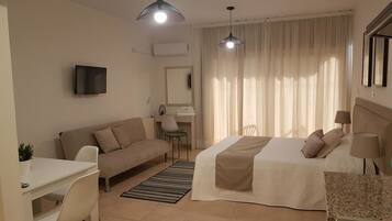 Studio | 1 soverom, lydisolert, strykejern/-brett og barnesenger (inkludert)