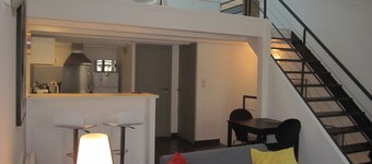 CHARMING TOWN CENTER APARTMENT