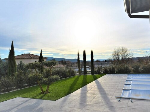 Modern Villa with AC, Private Pool, and Terrace in Ruoms - Sleeps 6