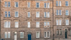 Front of property - Canonmills Apartment (Edinburgh)