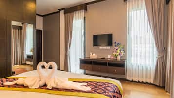 3 bedrooms Luxury Villa  | 3 dormitorios, ropa de cama de alta calidad, caja fuerte y escritorio