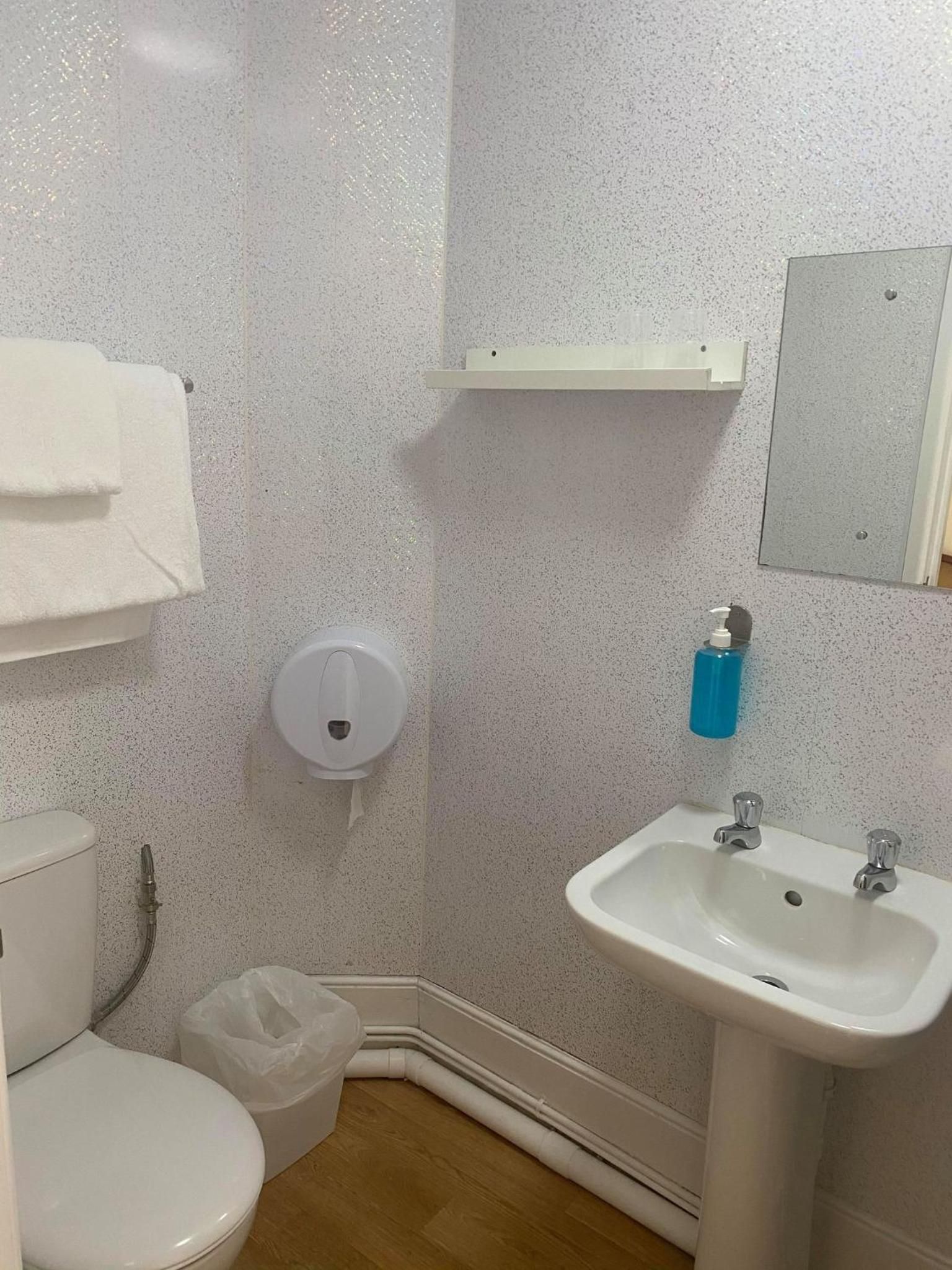 Towels, soap, shampoo, toilet paper