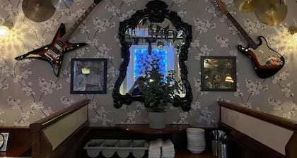 The White Hart Hotel
