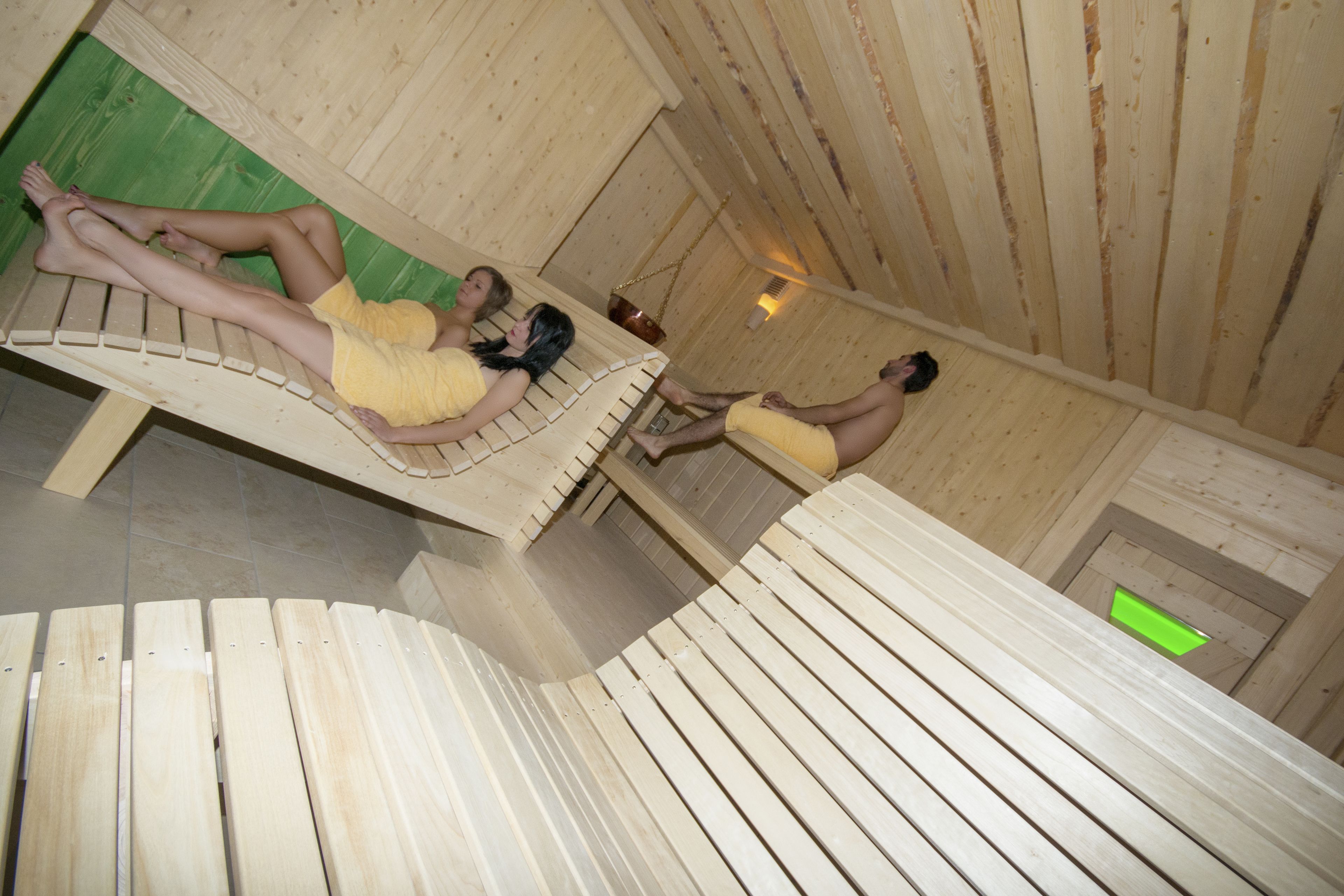 sauna, massages