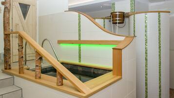 Sauna, massages