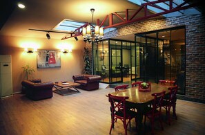 Breakfast area - Akin Suites Istanbul (Istanbul)