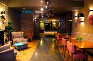 Free daily buffet breakfast  - Akin Suites Istanbul (Istanbul)