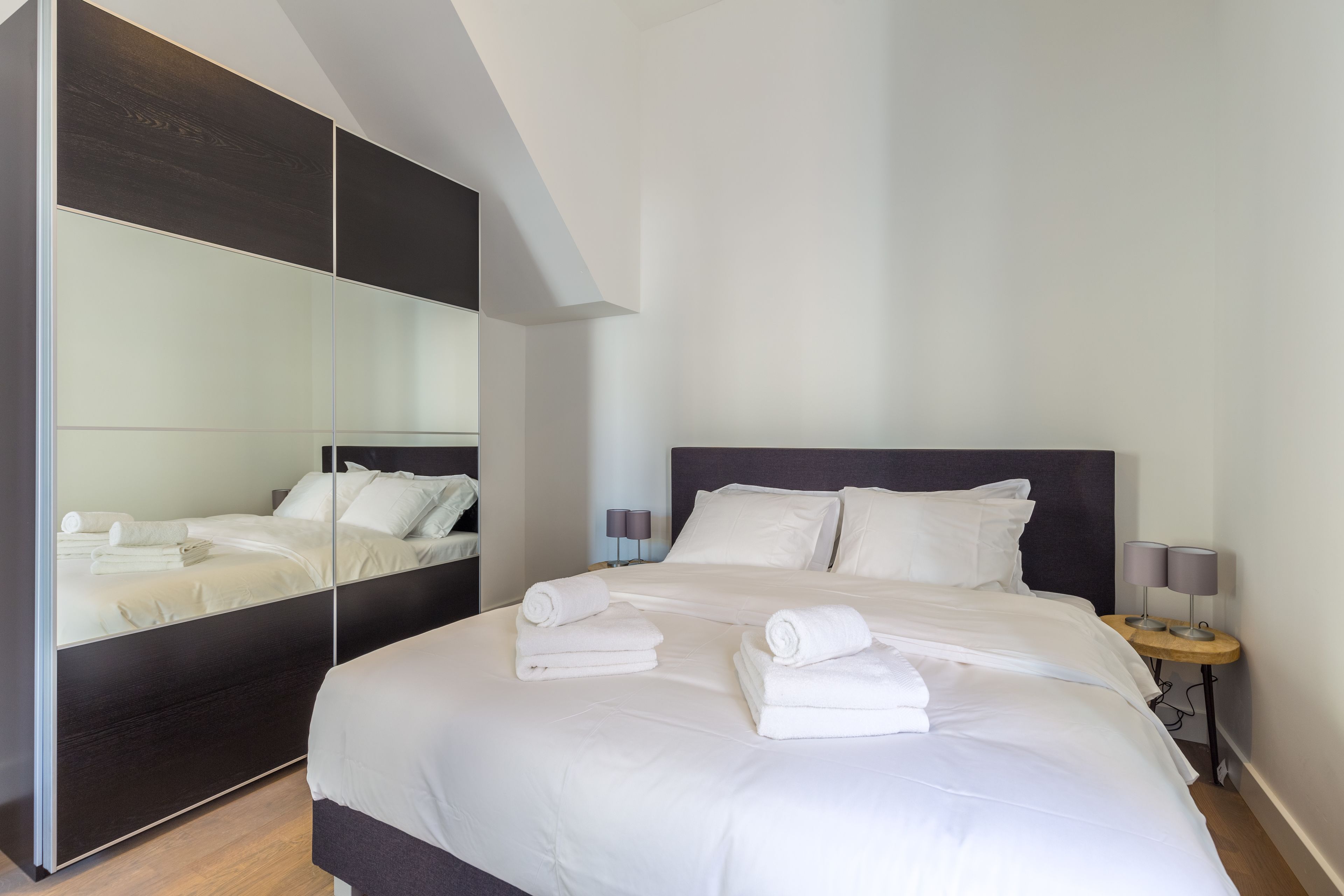 Apartemen Deluks, 1 kamar tidur | 1 kamar tidur, seprai premium, setrika/meja setrika, dan Wi-Fi gratis