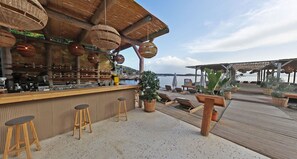Bar (in der Unterkunft)