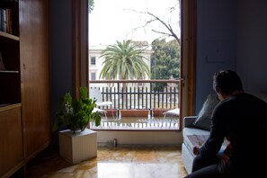 Suite, Terraza | Escritorio, wifi gratis, ropa de cama y acceso para silla de ruedas 