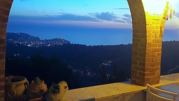 Unclassified image, 1 of 48, button - La Civetta (Agropoli)