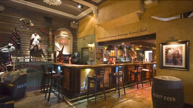 Bar (in der Unterkunft)