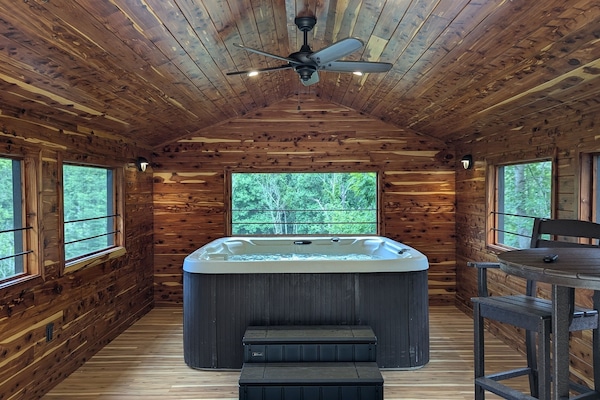 Bain à remous intérieur