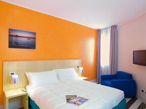 標準雙人房 | 迷你吧、書桌、熨斗/熨衣板、搖籃/嬰兒床