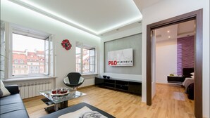 Unclassified image, 4 of 36, button - P&O Apartments Old Town Square (Warsaw)