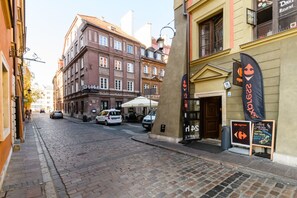 Apartament Rynek Starego Miasta 3 (at 19 Rynek Starego Miasta) | Wohnbereich | Flachbildfernseher