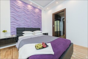 City Suite, 1 Bedroom (21/21A Old Town Square)