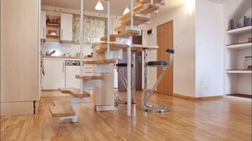 City Apartment, 1 Bedroom | Iron/ironing board, free WiFi