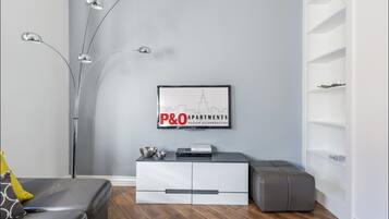 Comfort Suite, 1 Bedroom (9 Podwale Street) | Iron/ironing board, free WiFi