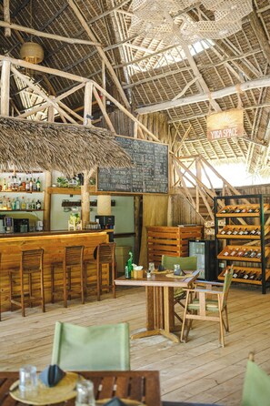 Breakfast, lunch and dinner served - Zanzibar Sunrise at Bandas (Matemwe)