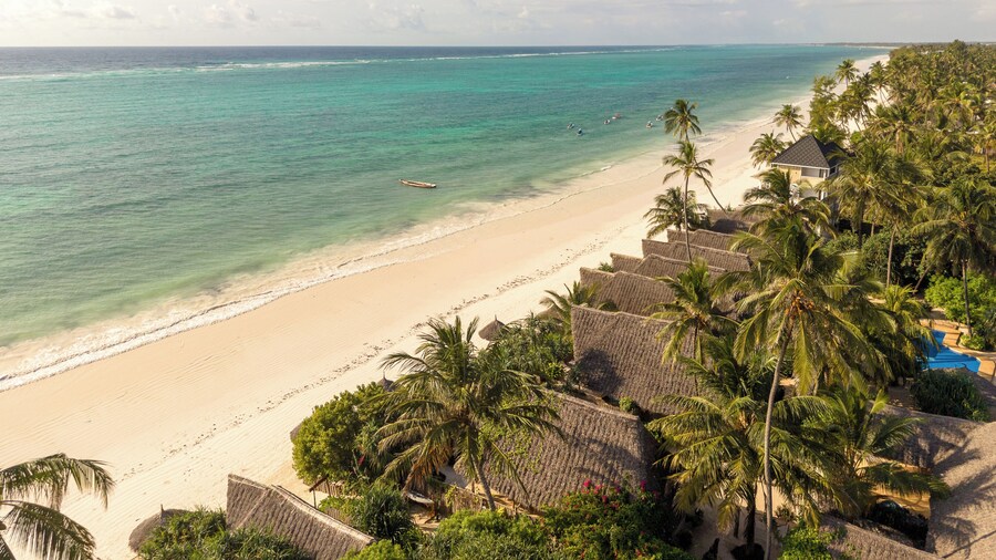 Zanzibar Sunrise at Bandas