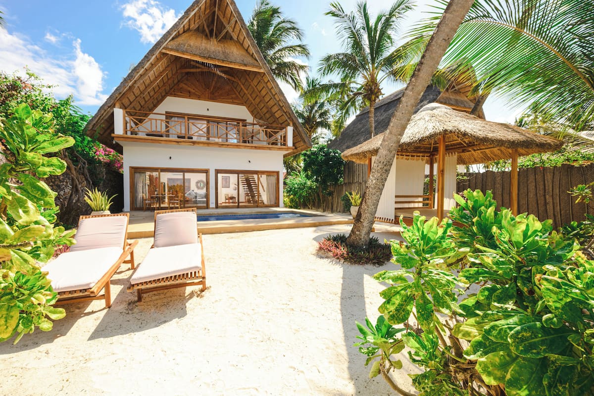 Luxury Villa | In-room safe, desk, laptop workspace, WiFi (free)