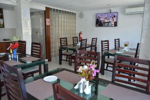 Restaurant - Florida Executive Inn (Dar es Salaam)