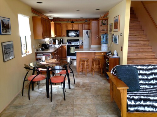 Sweet Getaway House Close to all the best Arizona has to offer