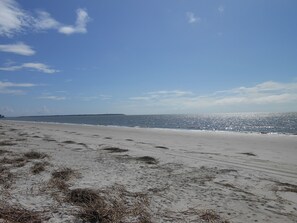 In Strandnähe, Liegestühle