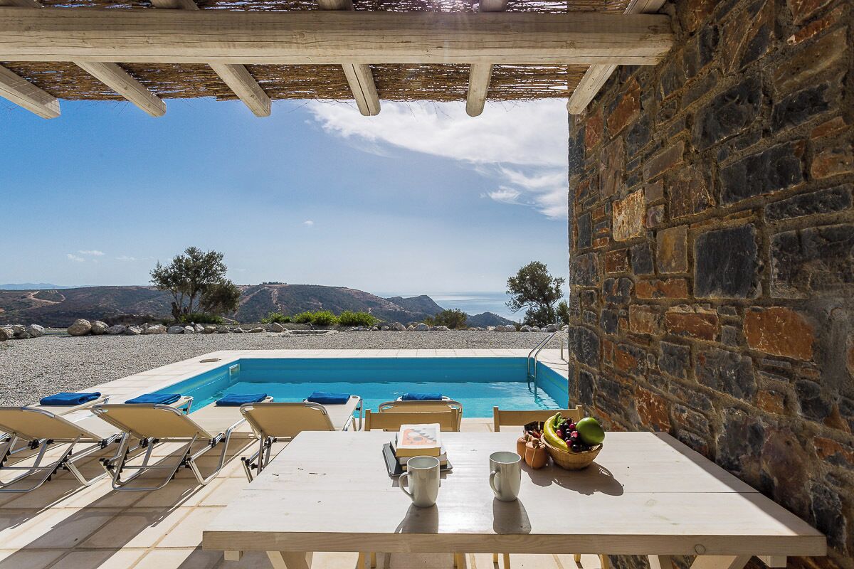 2 bedrooms, in-room safe, desk, soundproofing