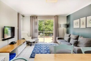 Apartment | Living room