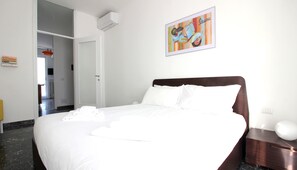 Apartment (1 Bedroom)