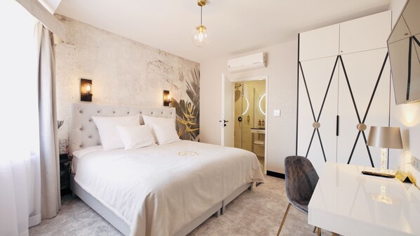 Chambre Deluxe, 1 très grand lit (Saltu)